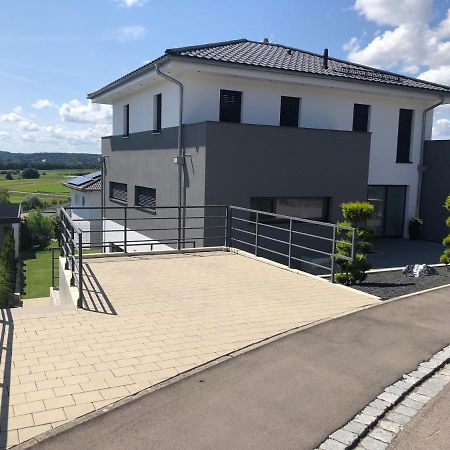 Moderne Ferienwohnung Mit Terrasse Und Garten Verwaltungsgemeinschaft Haldenwang Buitenkant foto